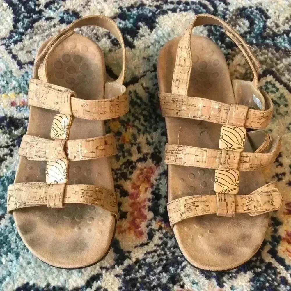 VIONIC Amber Adjustable Gold Cork Sandals - Picture 2 of 13